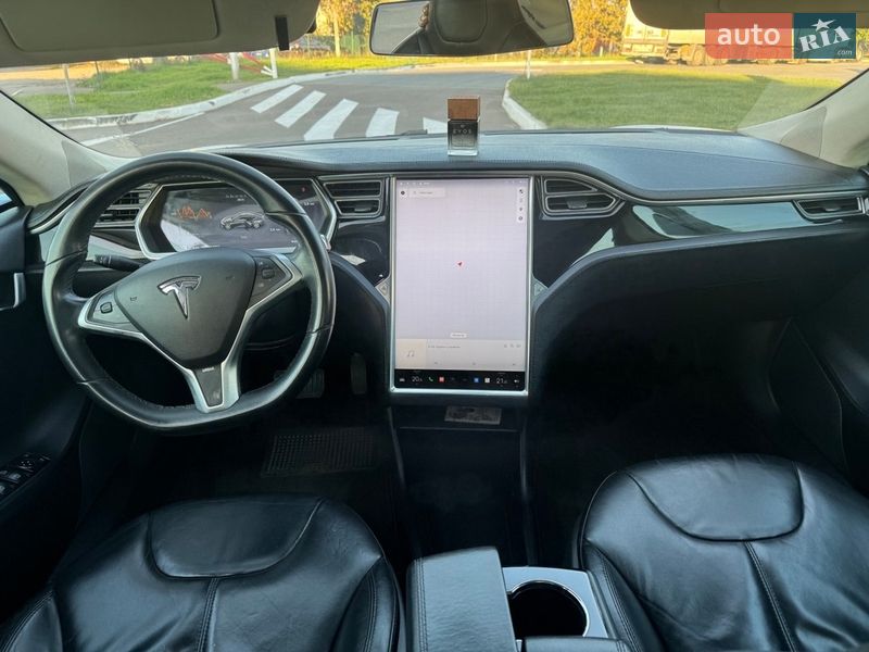 Ліфтбек Tesla Model S 2013 в Одесі фото 5 Ліфтбек Tesla Model S 2013 в Одесі