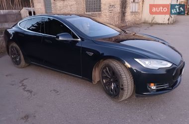 Ліфтбек Tesla Model S 2013 в Києві