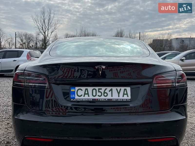 Ліфтбек Tesla Model S 2022 в Черкасах