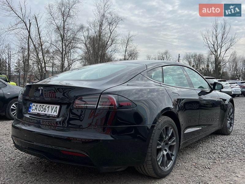 Ліфтбек Tesla Model S 2022 в Черкасах