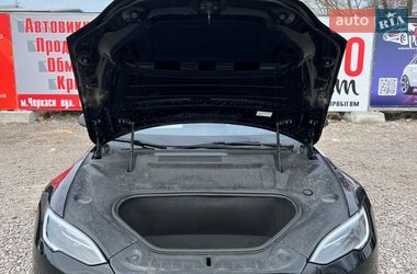 Ліфтбек Tesla Model S 2022 в Черкасах