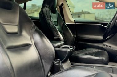 Ліфтбек Tesla Model S 2015 в Миколаєві