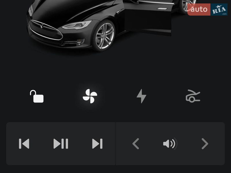 Лифтбек Tesla Model S 2014 в Киеве фото 18 Лифтбек Tesla Model S 2014 в Киеве