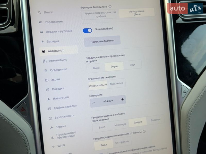 Лифтбек Tesla Model S 2016 в Тернополе