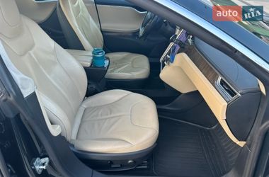 Лифтбек Tesla Model S 2013 в Ирпене