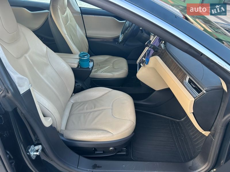 Ліфтбек Tesla Model S 2013 в Ірпені фото 5 Ліфтбек Tesla Model S 2013 в Ірпені