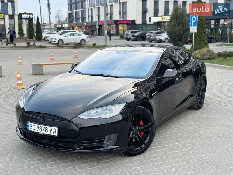 Лифтбек Tesla Model S 2015 в Львове фото 14 Лифтбек Tesla Model S 2015 в Львове
