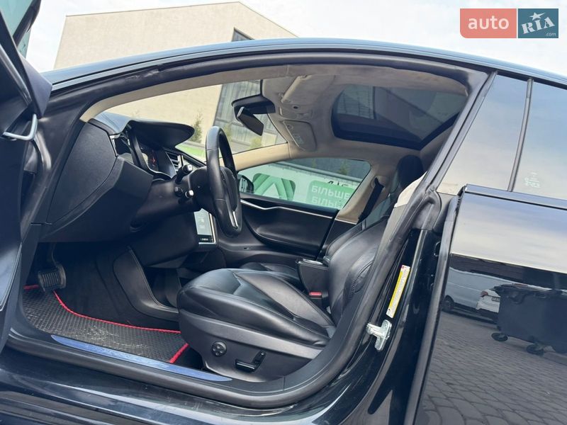 Лифтбек Tesla Model S 2015 в Львове фото 40 Лифтбек Tesla Model S 2015 в Львове