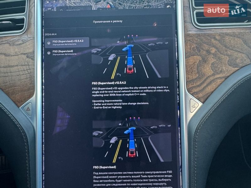 Лифтбек Tesla Model S 2016 в Киеве