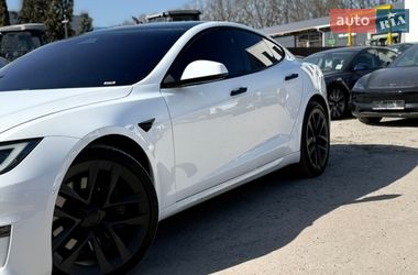 Лифтбек Tesla Model S 2022 в Виннице