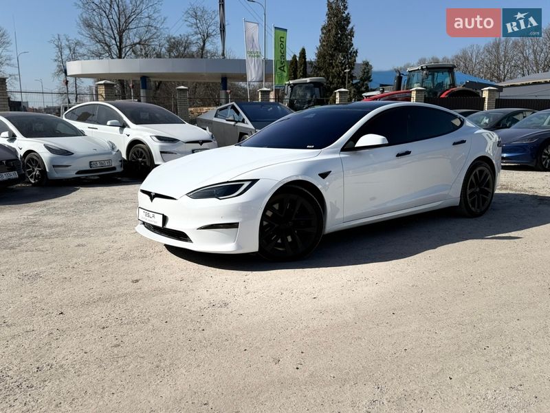 Лифтбек Tesla Model S 2022 в Виннице