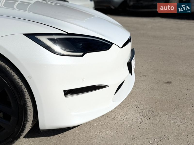 Лифтбек Tesla Model S 2022 в Виннице