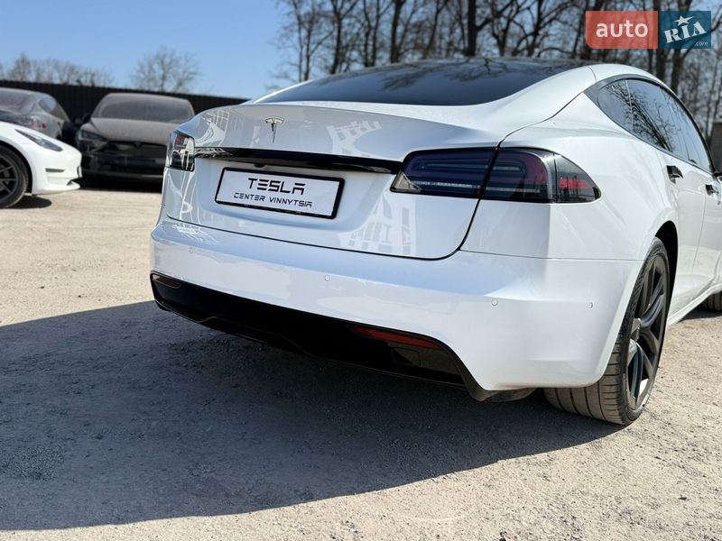 Лифтбек Tesla Model S 2022 в Виннице