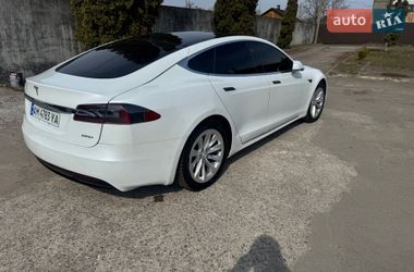 Ліфтбек Tesla Model S 2018 в Софіївській Борщагівці