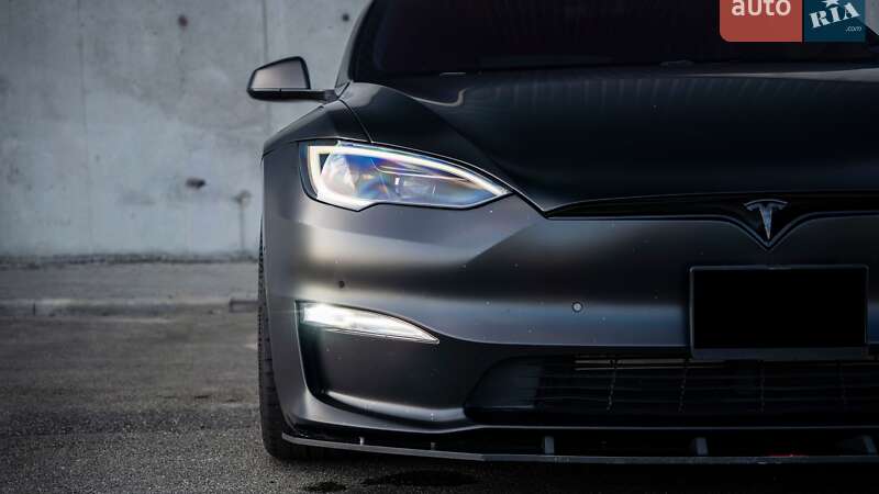 Лифтбек Tesla Model S 2021 в Киеве