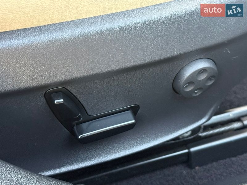 Ліфтбек Tesla Model S 2014 в Рівному фото 56 Ліфтбек Tesla Model S 2014 в Рівному