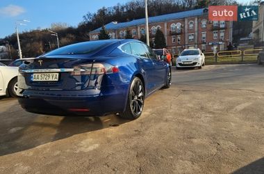 Ліфтбек Tesla Model S 2017 в Києві