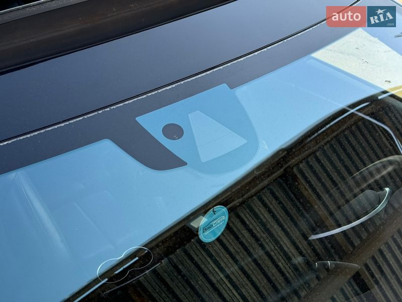 Лифтбек Tesla Model S 2015 в Виннице фото 28 Лифтбек Tesla Model S 2015 в Виннице