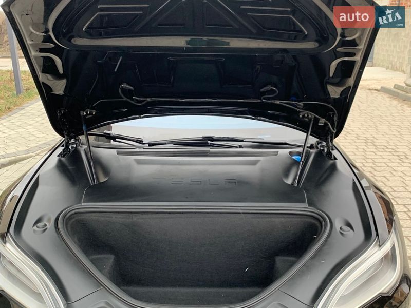 Лифтбек Tesla Model S 2019 в Яворове фото 3 Лифтбек Tesla Model S 2019 в Яворове