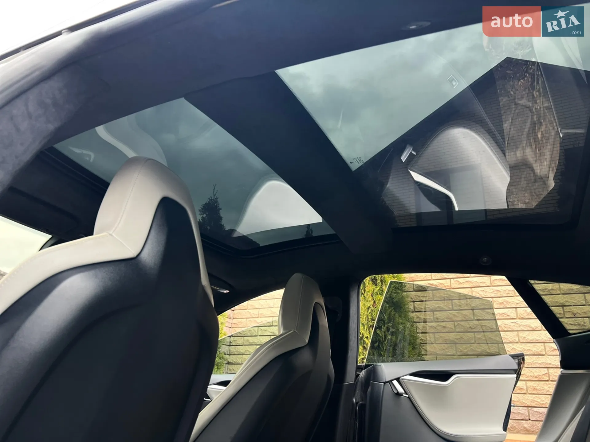2014 Tesla Model S - мініатюра 12