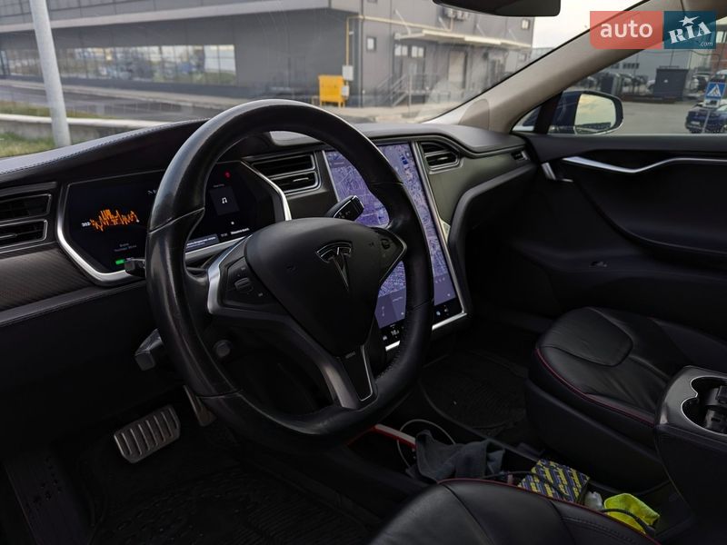 Лифтбек Tesla Model S 2013 в Львове фото 12 Лифтбек Tesla Model S 2013 в Львове