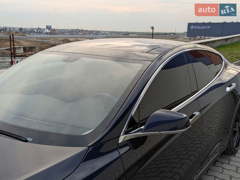 Лифтбек Tesla Model S 2013 в Львове фото 14 Лифтбек Tesla Model S 2013 в Львове