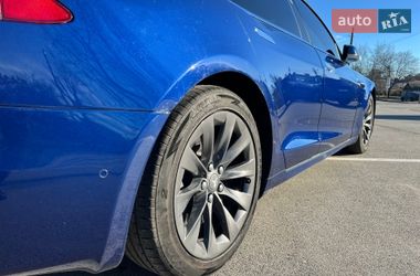 Лифтбек Tesla Model S 2017 в Киеве