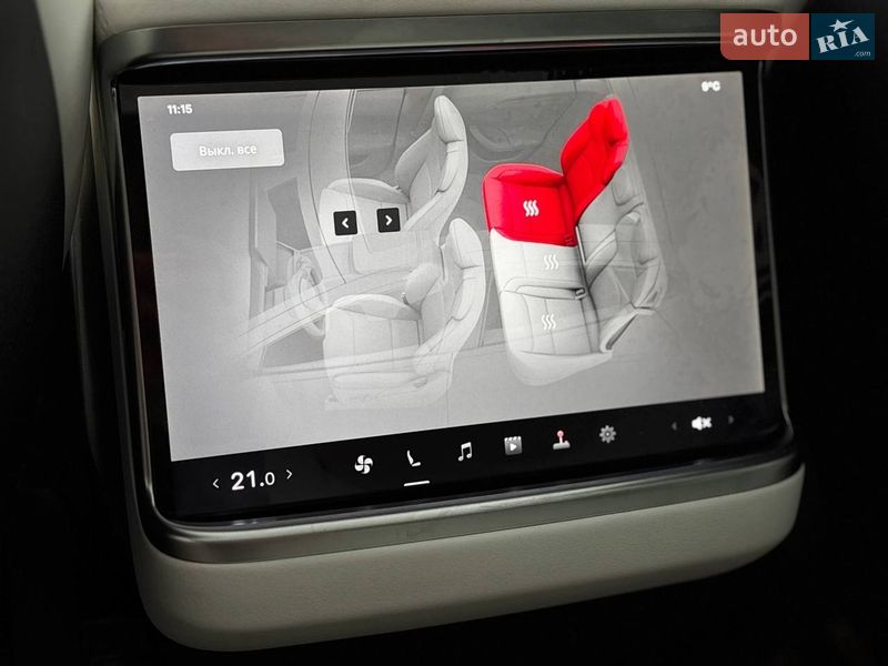 Лифтбек Tesla Model S 2023 в Стрые