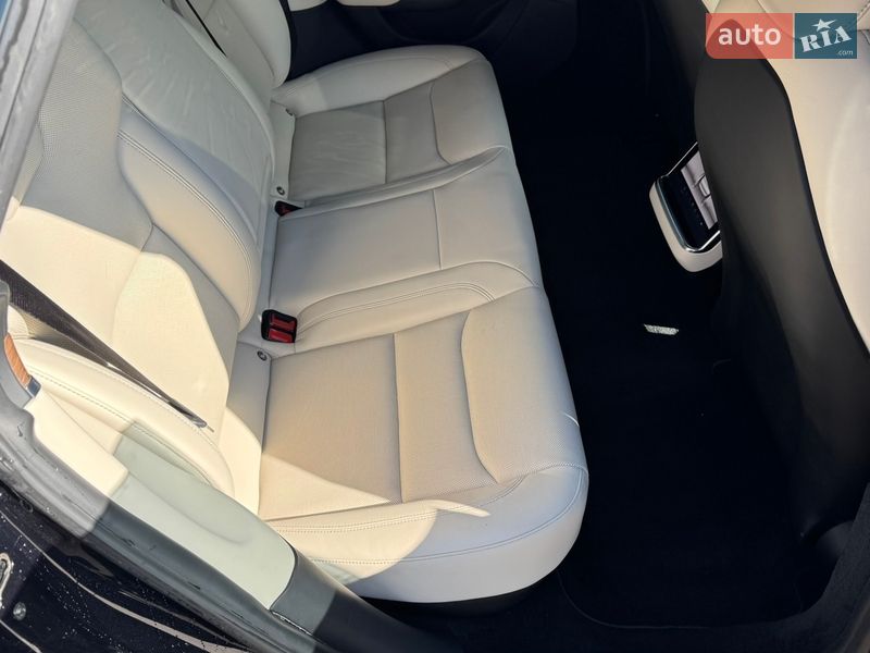 Ліфтбек Tesla Model S 2021 в Полтаві