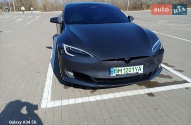 Лифтбек Tesla Model S 2019 в Сумах