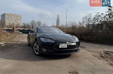 Ліфтбек Tesla Model S 2013 в Києві