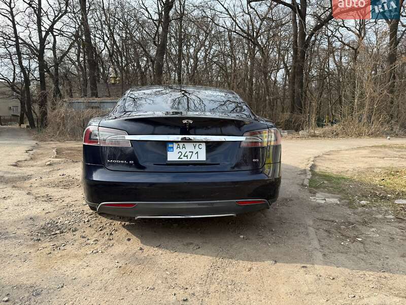 Ліфтбек Tesla Model S 2013 в Києві фото 5 Ліфтбек Tesla Model S 2013 в Києві