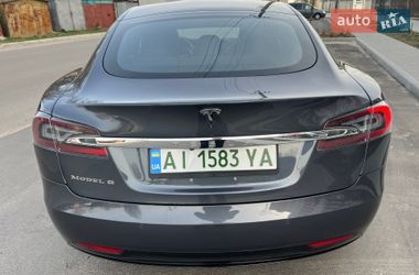 Лифтбек Tesla Model S 2017 в Киеве