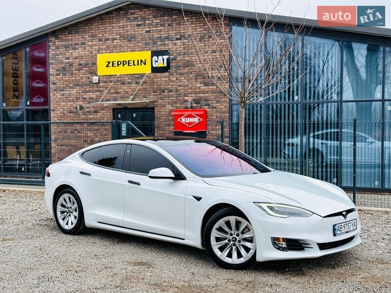 Ліфтбек Tesla Model S 2018 в Вінниці фото 2 Ліфтбек Tesla Model S 2018 в Вінниці