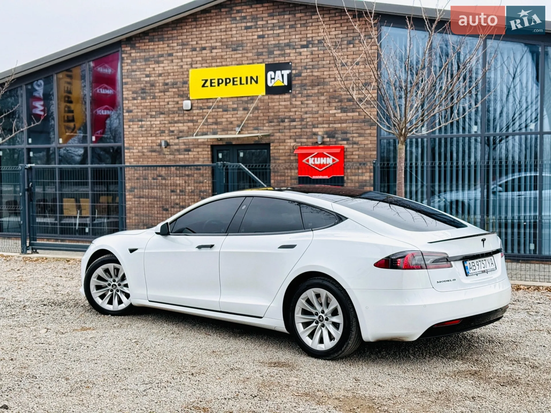 2018 Tesla Model S - мініатюра 8