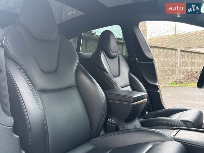 Ліфтбек Tesla Model S 2018 в Вінниці фото 11 Ліфтбек Tesla Model S 2018 в Вінниці