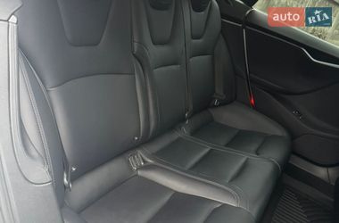 Ліфтбек Tesla Model S 2018 в Вінниці