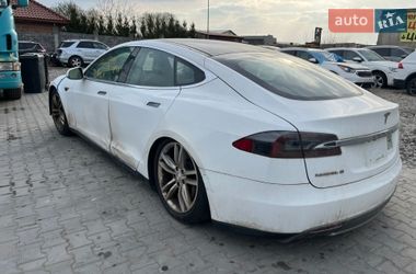 Ліфтбек Tesla Model S 2013 в Львові