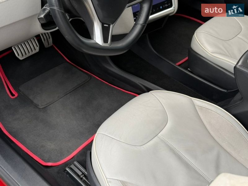 Ліфтбек Tesla Model S 2013 в Умані фото 17 Ліфтбек Tesla Model S 2013 в Умані