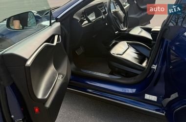 Лифтбек Tesla Model S 2015 в Александрие