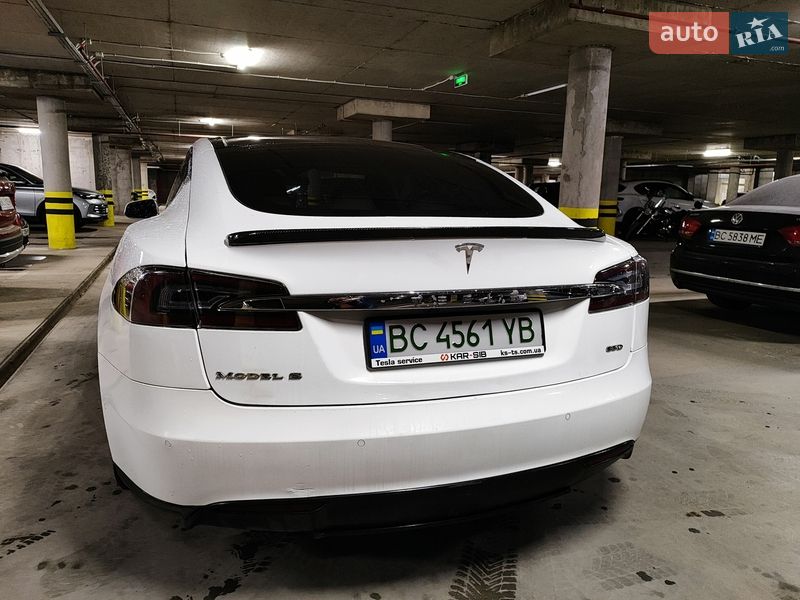 Лифтбек Tesla Model S 2015 в Львове фото 8 Лифтбек Tesla Model S 2015 в Львове