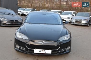 Ліфтбек Tesla Model S 2013 в Луцьку