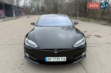 Лифтбек Tesla Model S 2017 в Запорожье