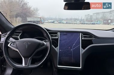 Лифтбек Tesla Model S 2017 в Запорожье