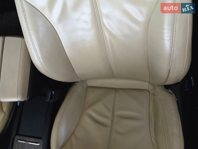 Ліфтбек Tesla Model S 2012 в Києві