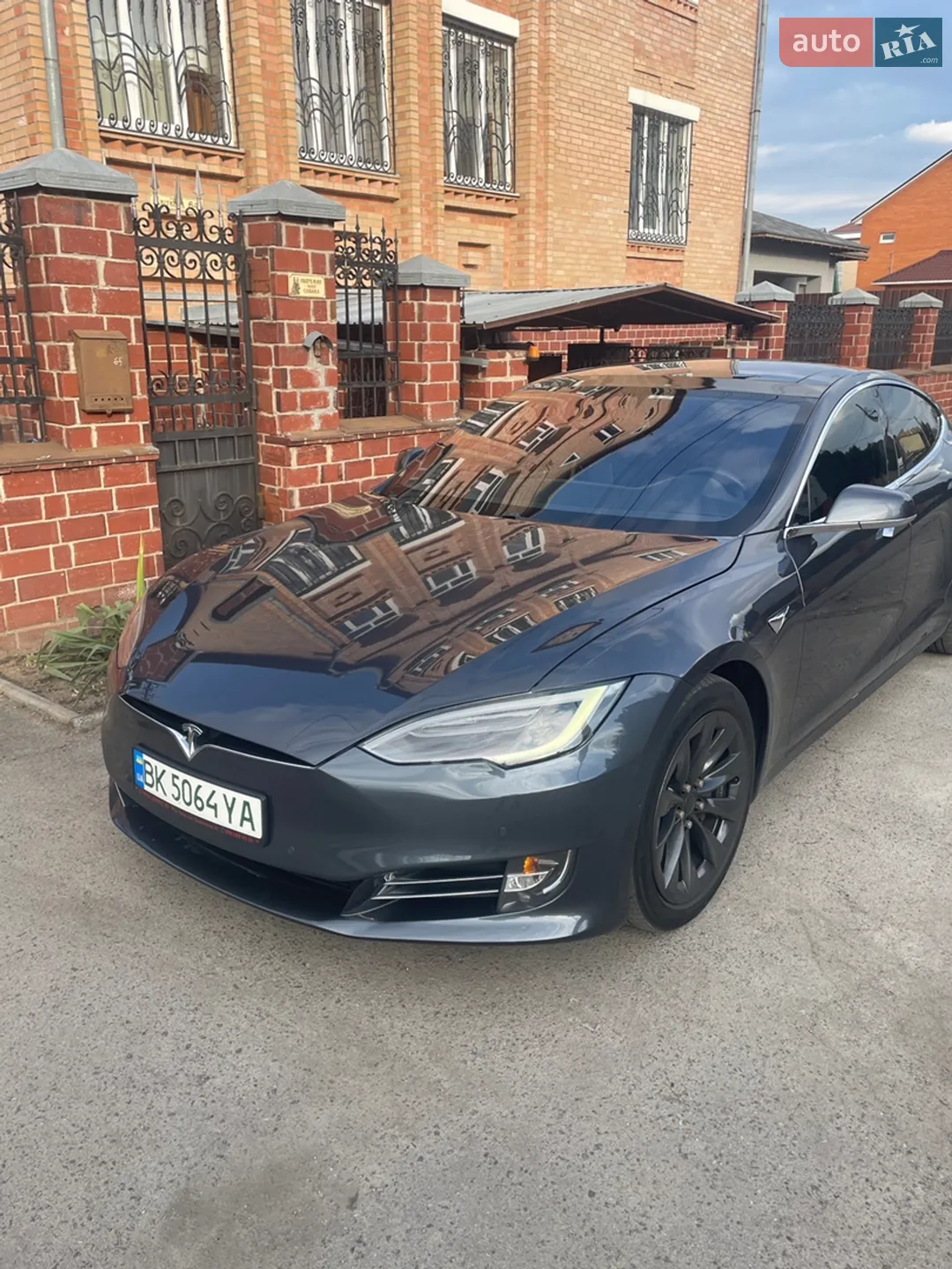 2017 Tesla Model S - фото 1