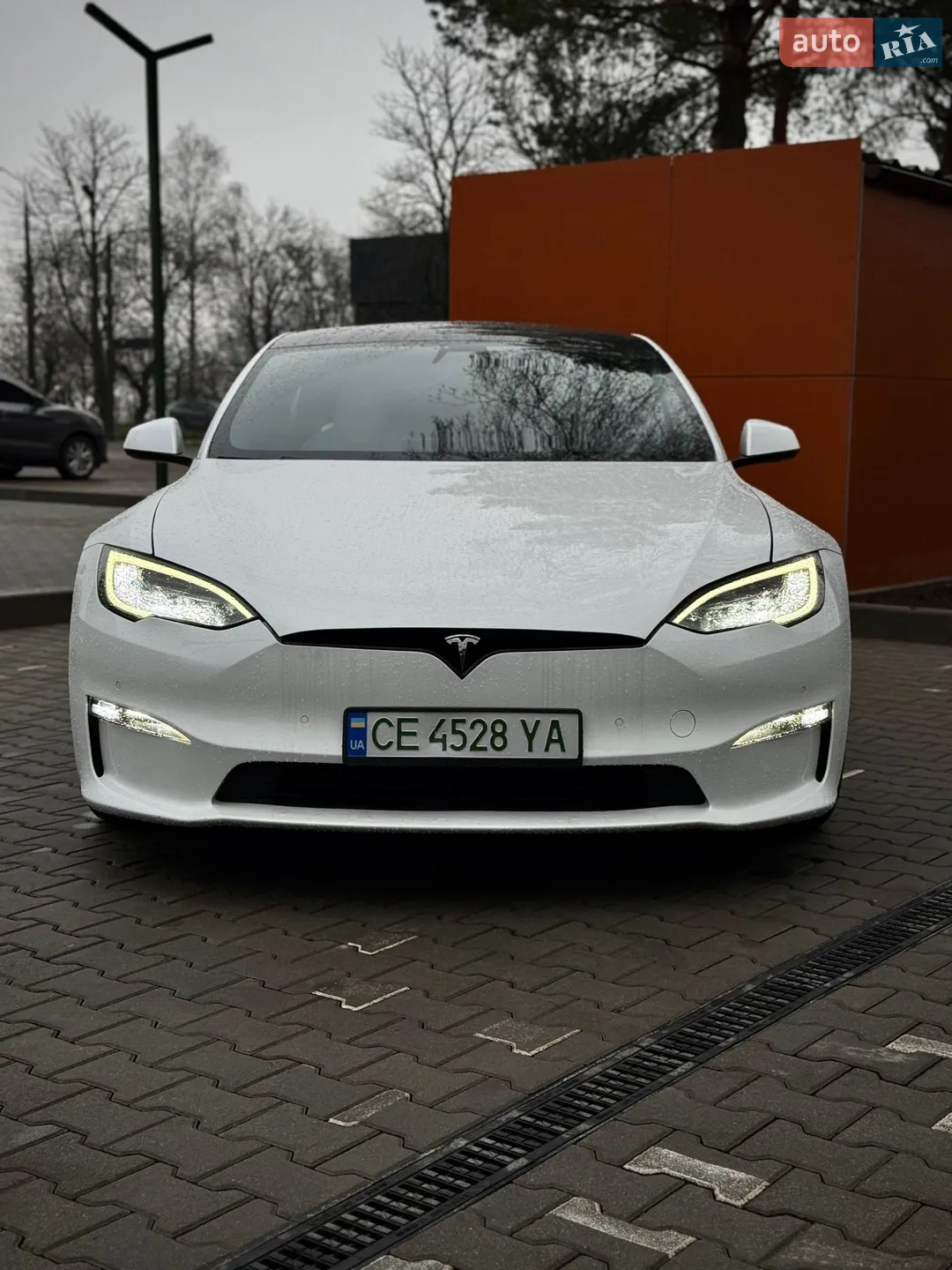 2022 Tesla Model S - мініатюра 3