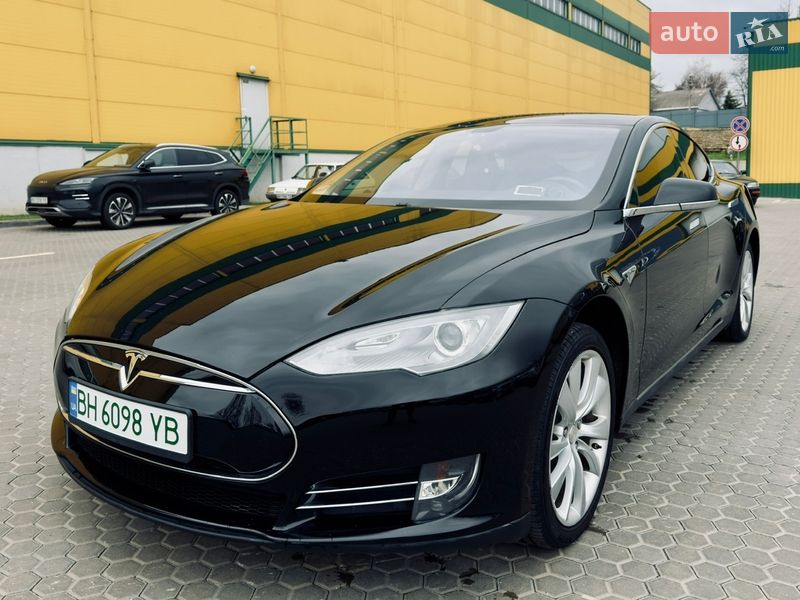 Tesla Model S 2013 Tesla Model S 2013