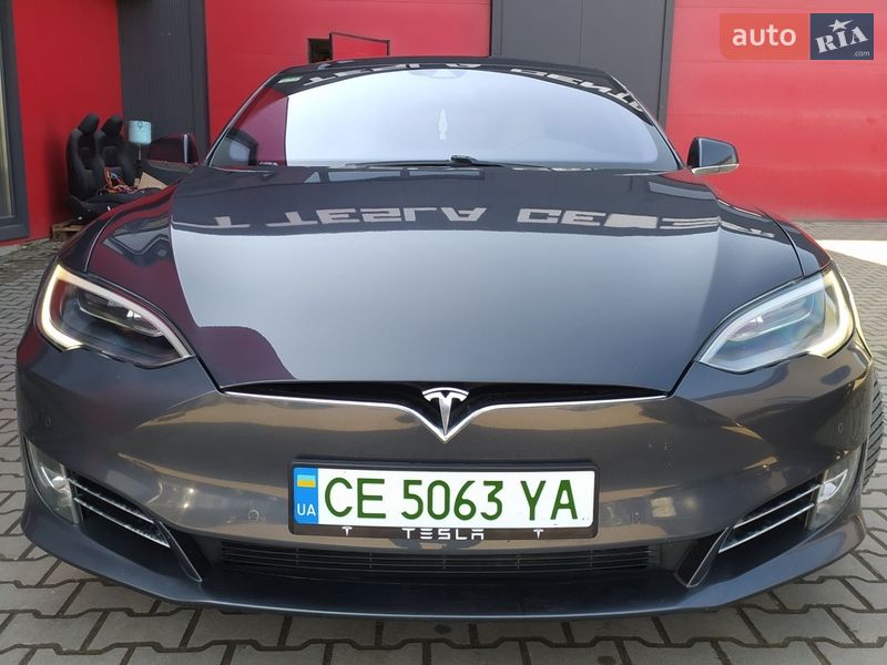 Ліфтбек Tesla Model S 2016 в Чернівцях фото 4 Ліфтбек Tesla Model S 2016 в Чернівцях