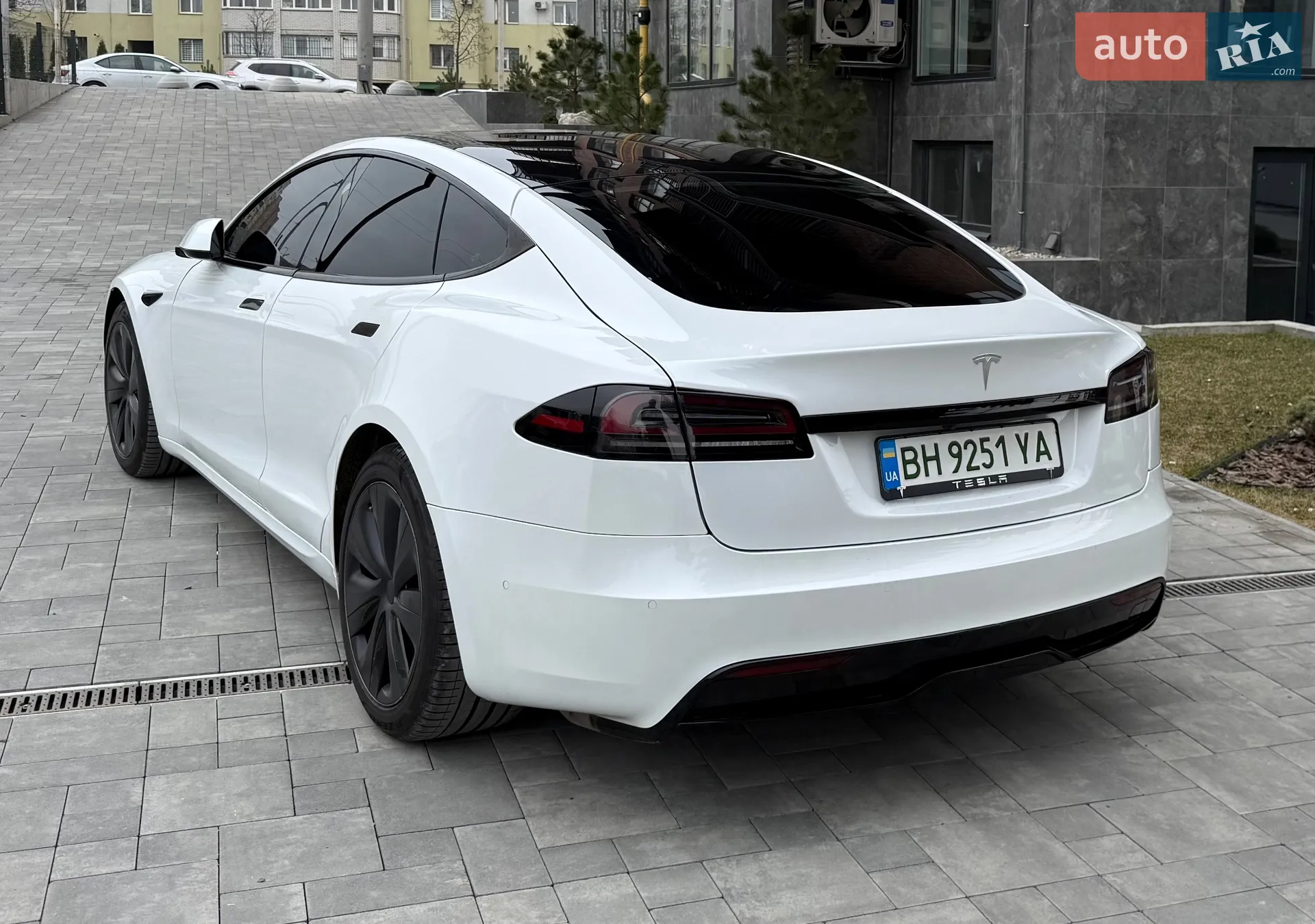 2022 Tesla Model S - мініатюра 30